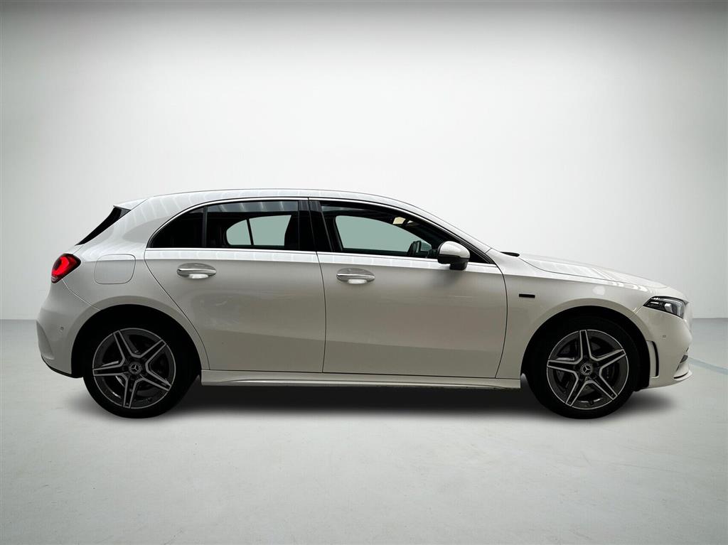 Mercedes-Benz A250 e AMG Line billede 6