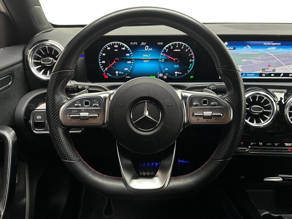 Mercedes-Benz A250 e AMG Line billede 10