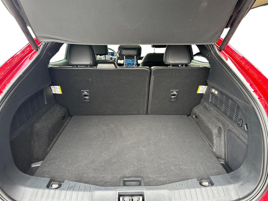 Ford Mustang Mach-E SR billede 13