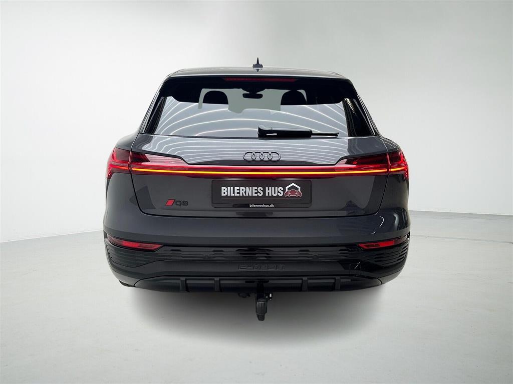 Audi Q8 S Line billede 8