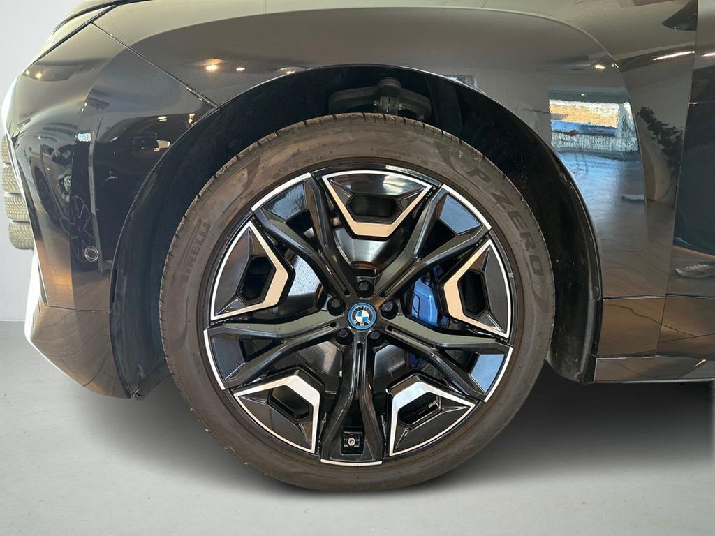 BMW iX Fully Charged billede 8