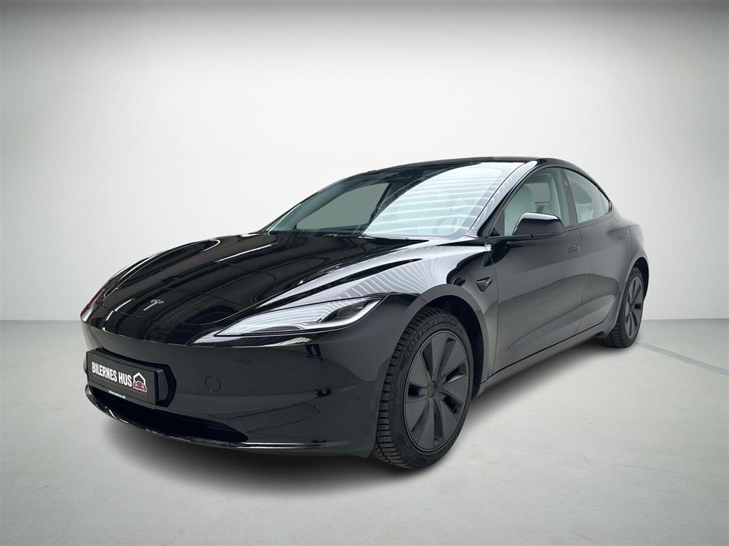 Tesla Model 3 Long Range