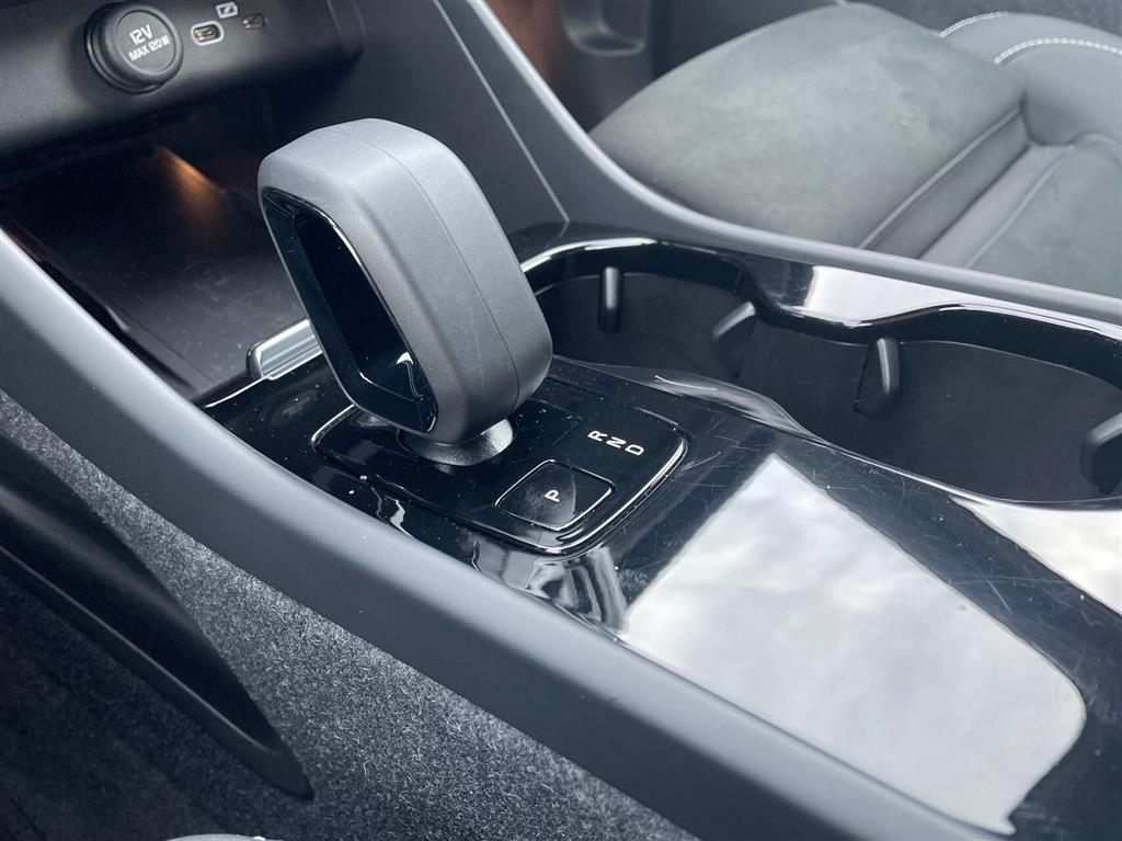 Volvo XC40 Plus billede 16