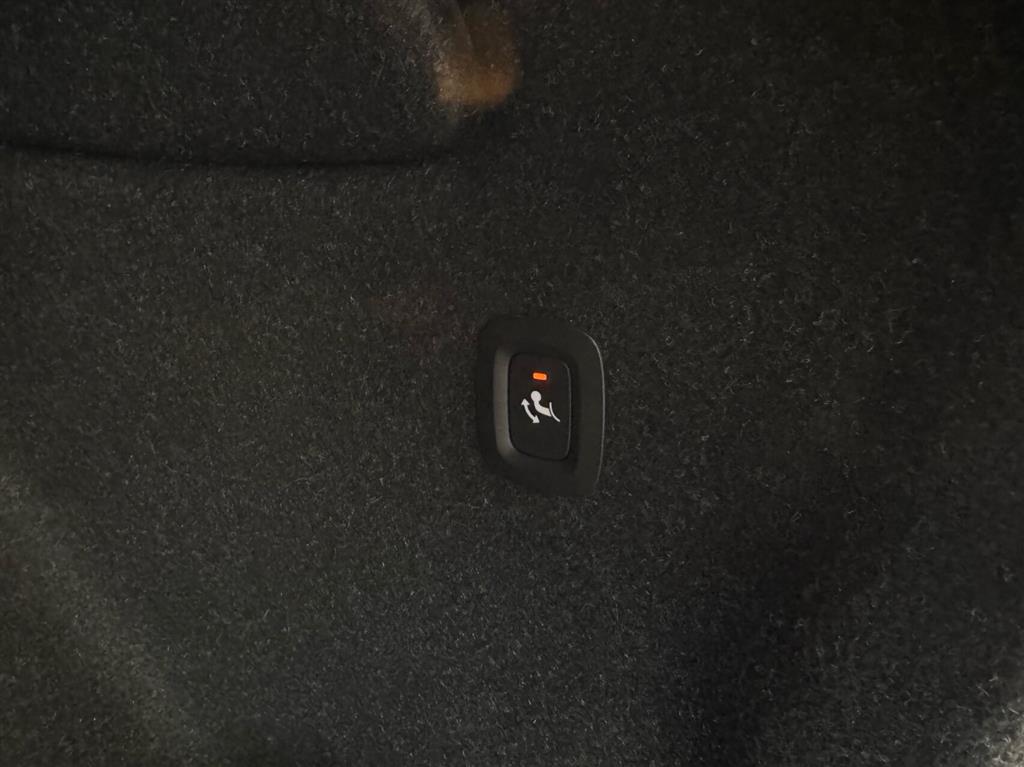 Volvo XC40 Plus billede 12