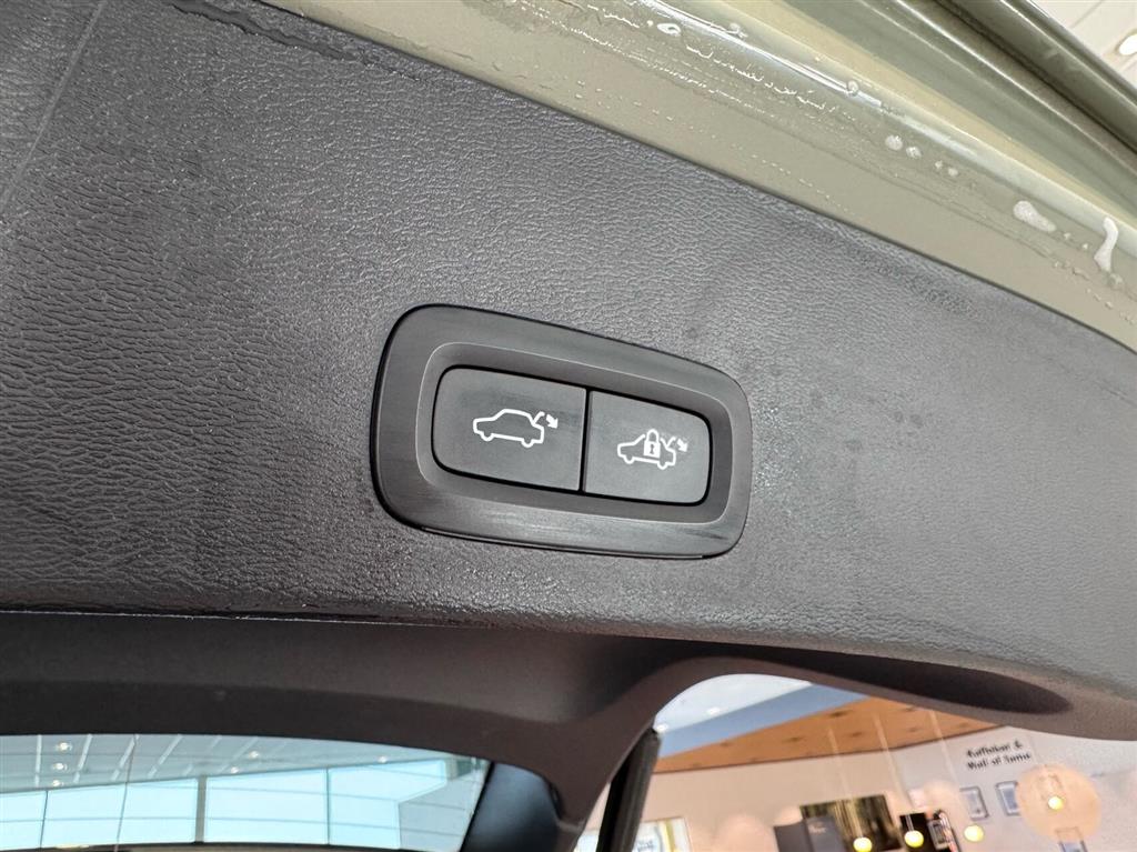 Volvo XC40 Plus billede 13