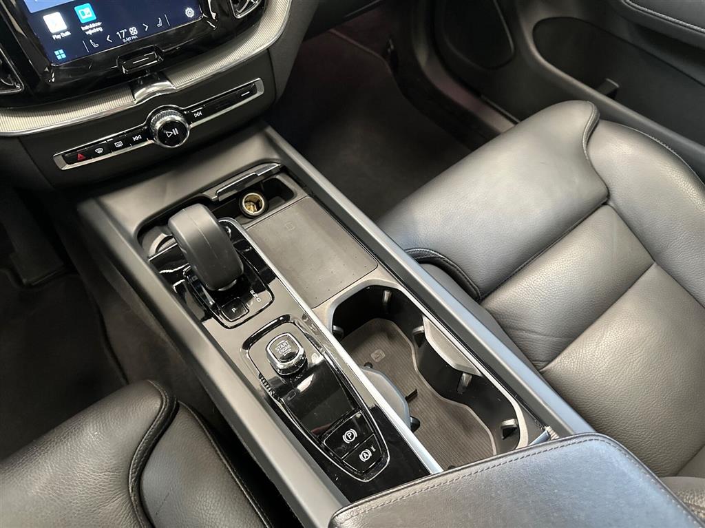 Volvo XC60 Plus billede 16