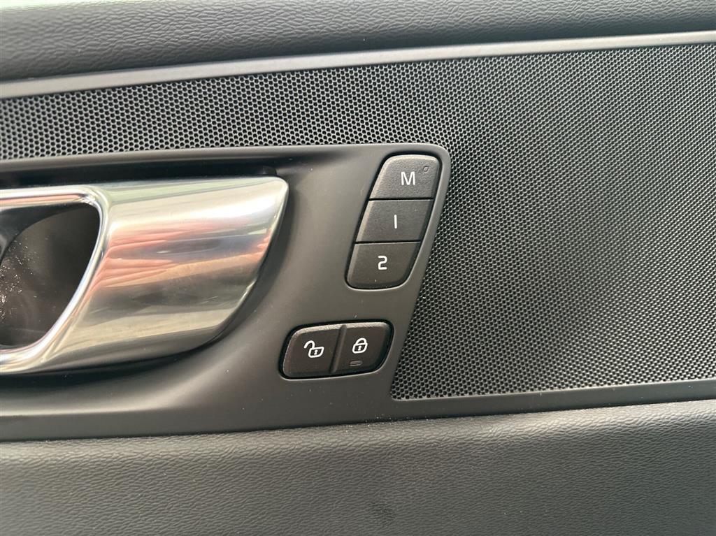 Volvo XC60 Plus billede 23