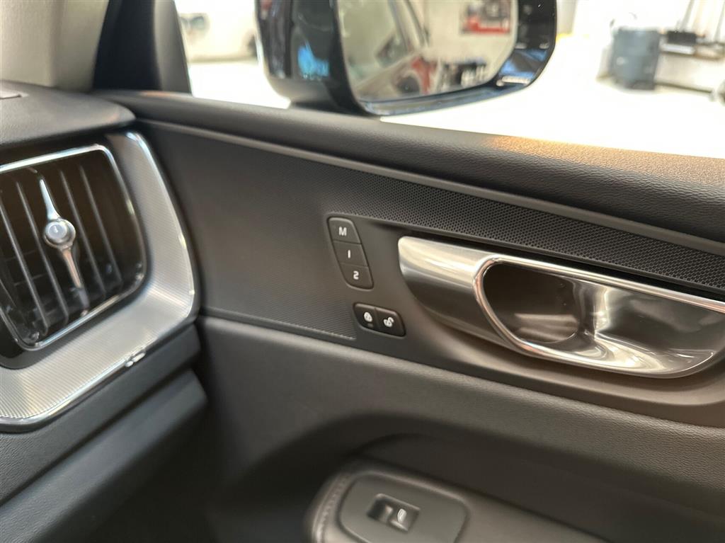 Volvo XC60 Plus billede 31