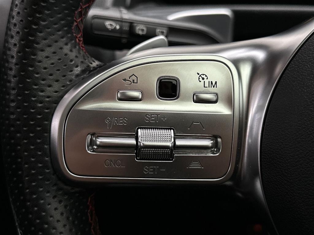 Mercedes-Benz EQB 300 AMG Line billede 16