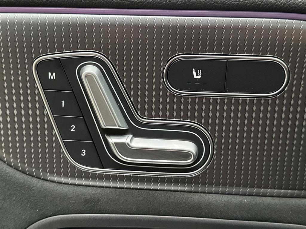 Mercedes-Benz EQB 300 AMG Line billede 21