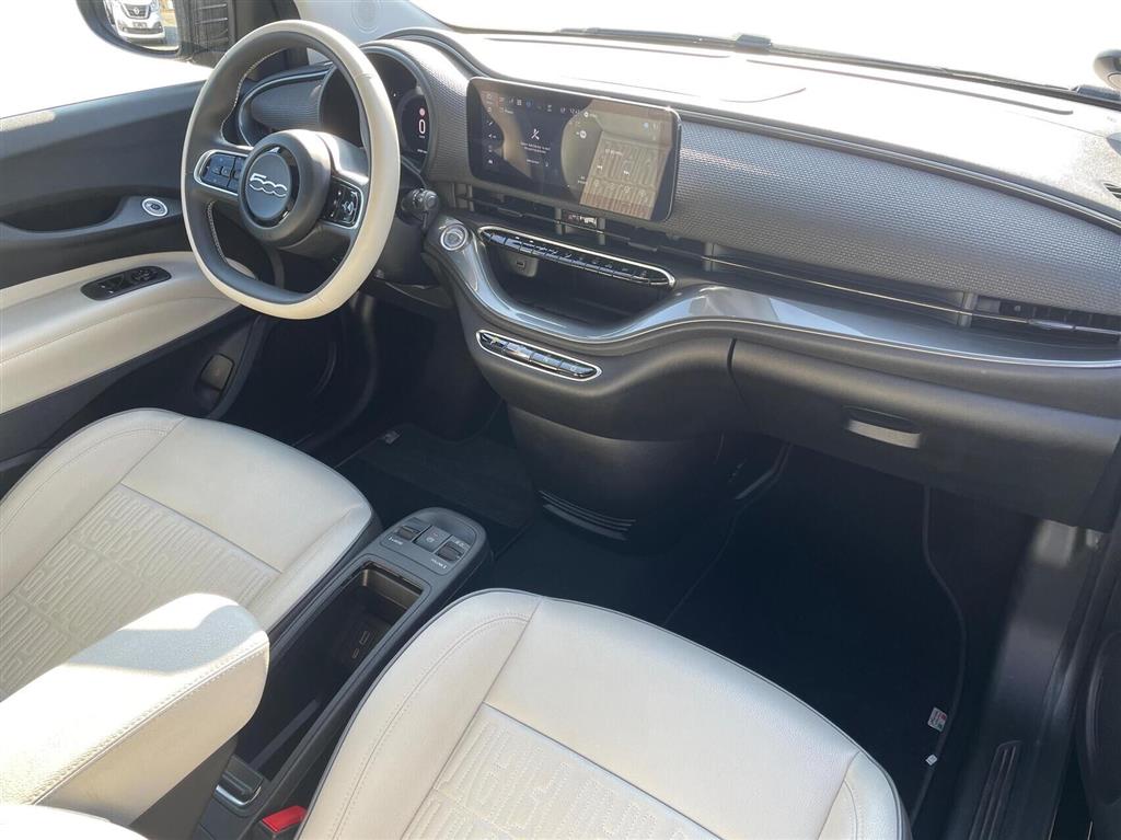 Fiat 500e La Prima billede 10