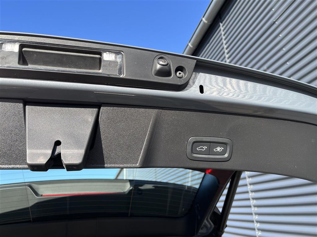 Volvo XC40 Plus billede 18