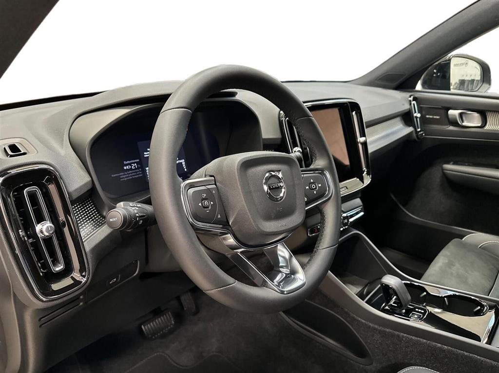 Volvo EX40 Black Edition Excess billede 3