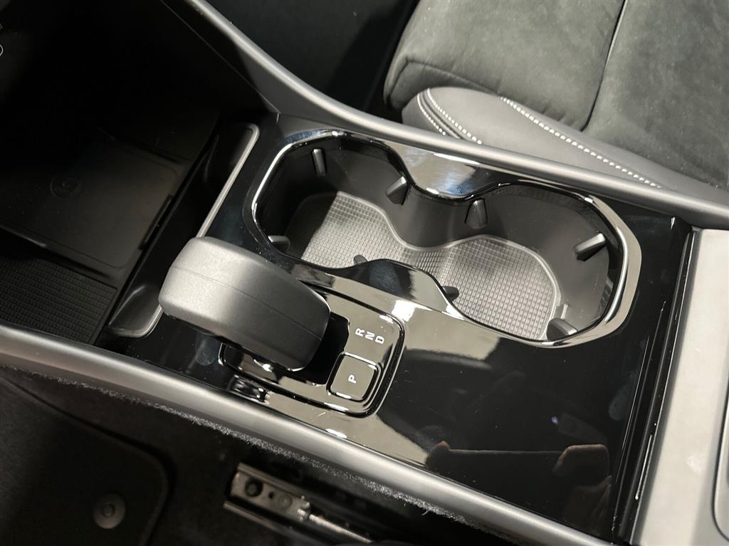 Volvo EX40 Black Edition Excess billede 16