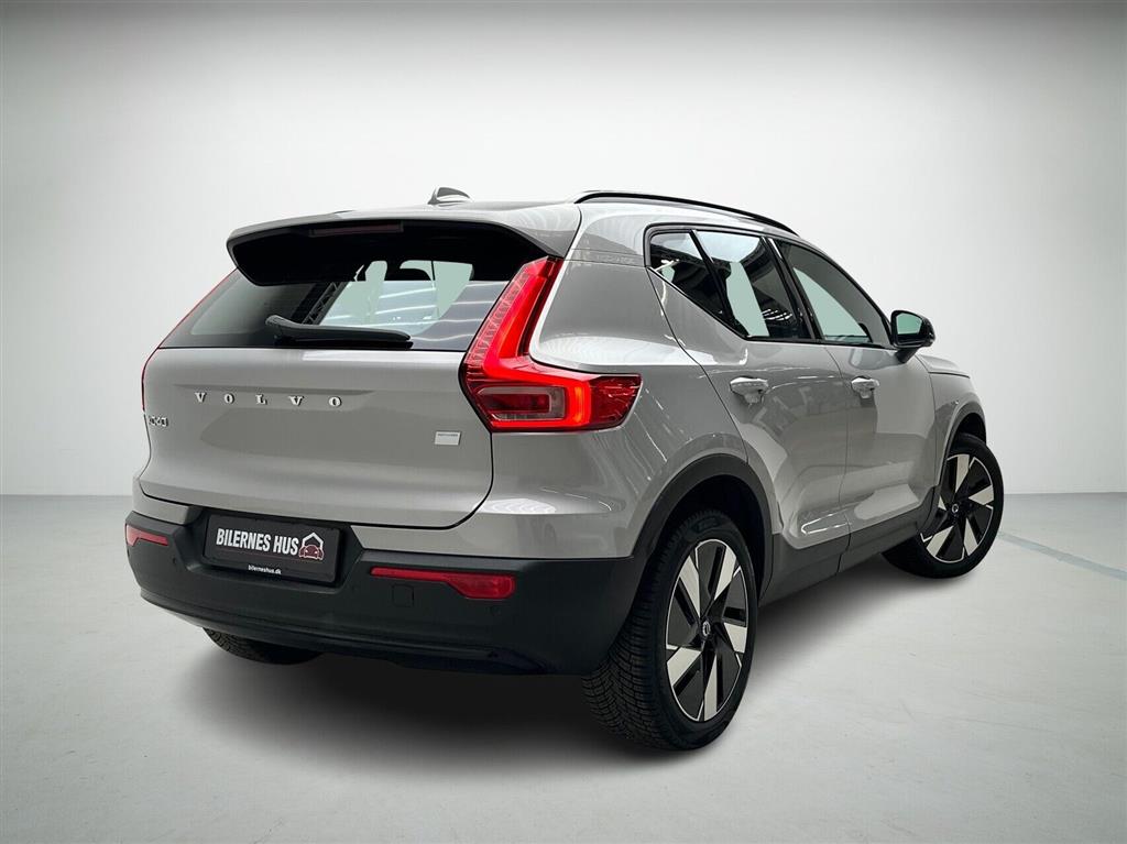 Volvo XC40 Plus billede 2