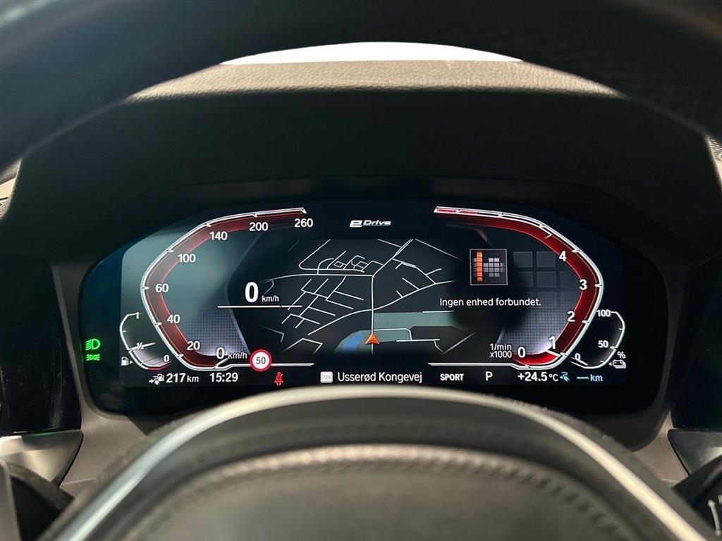 BMW 330e M-Sport billede 13