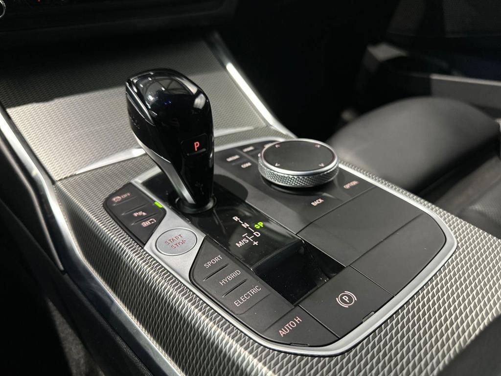 BMW 330e M-Sport billede 16