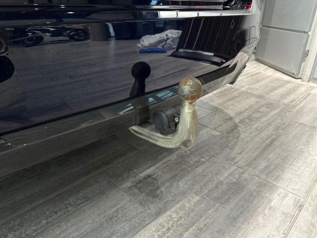 BMW 330e M-Sport billede 3