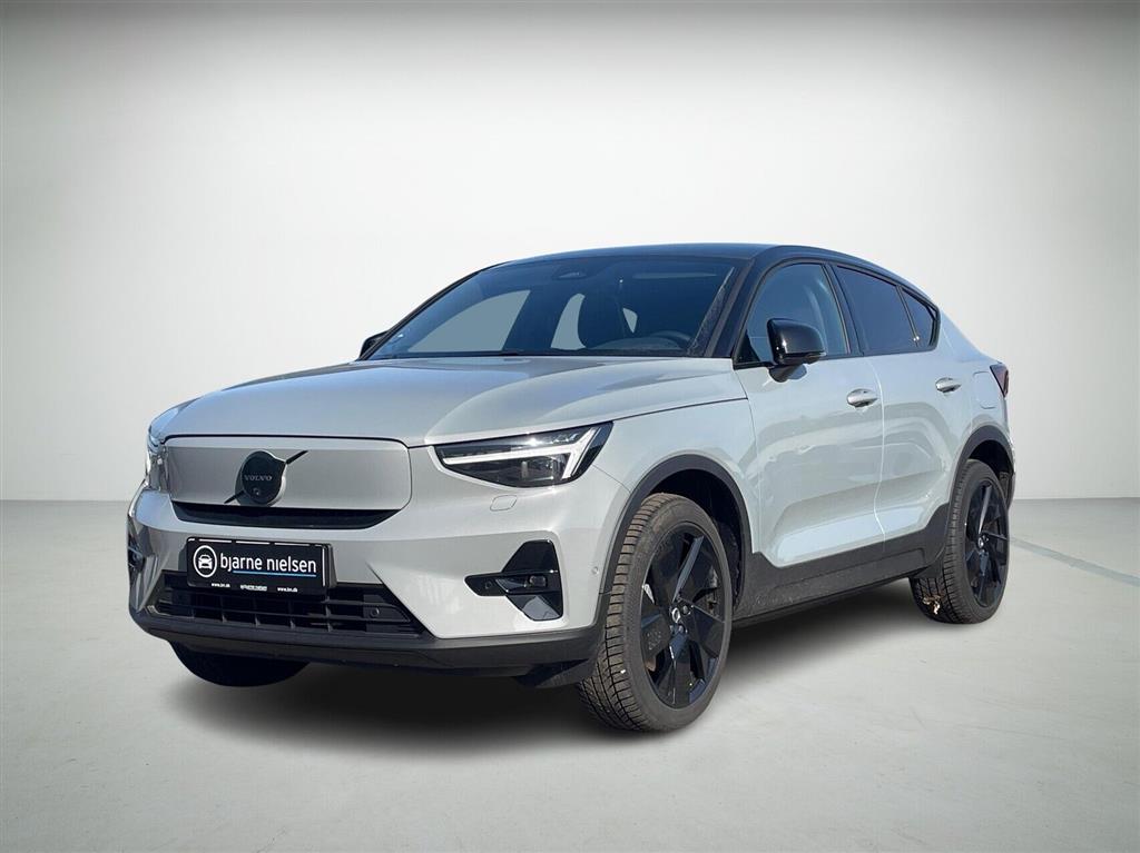 Volvo EC40 Black Edition