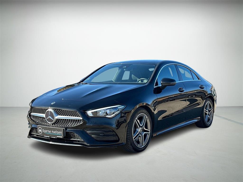 Mercedes-Benz CLA200 AMG Line