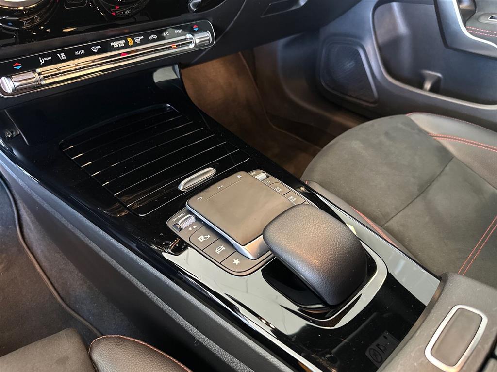 Mercedes-Benz CLA200 AMG Line billede 15