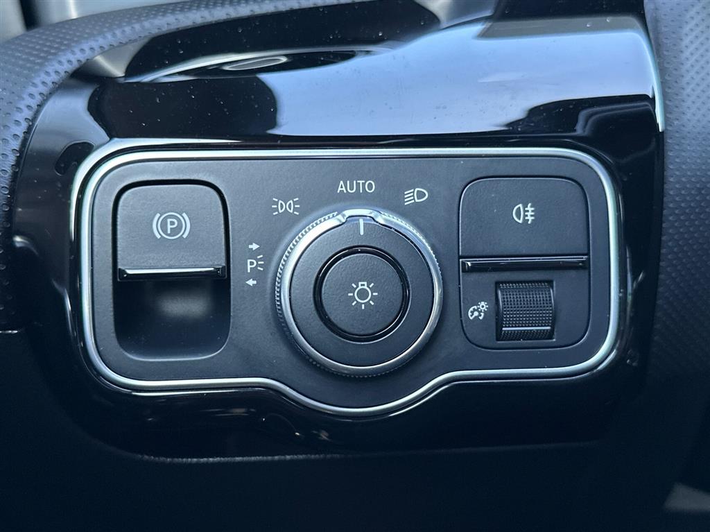 Mercedes-Benz CLA200 AMG Line billede 20