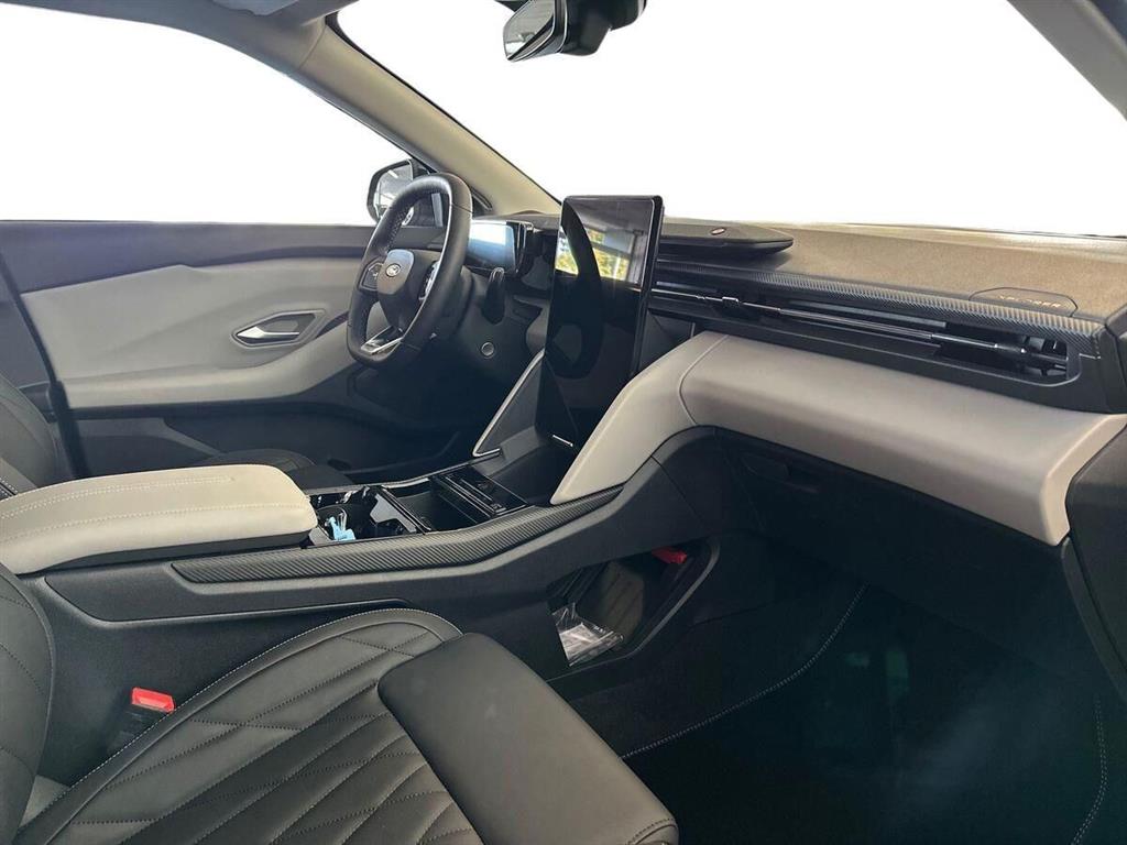 Ford Explorer UR Premium billede 10