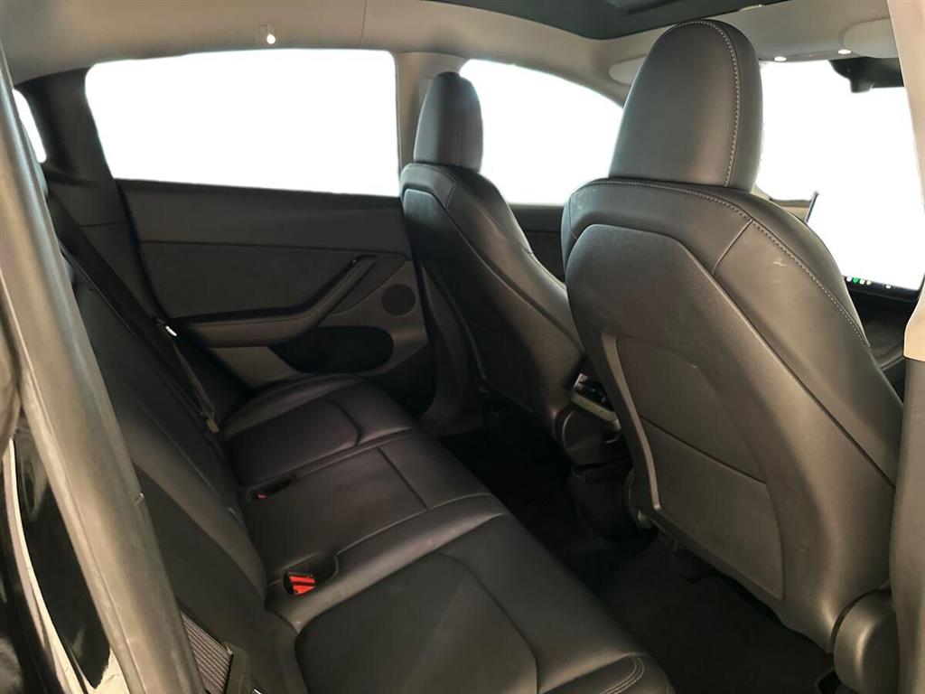 Tesla Model Y Long Range billede 12