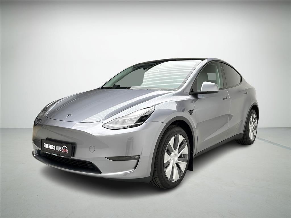 Tesla Model Y Long Range