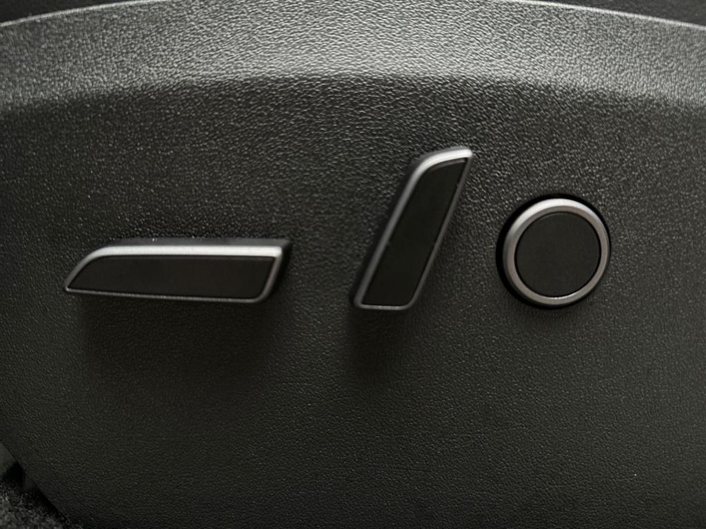 Tesla Model Y Long Range billede 20