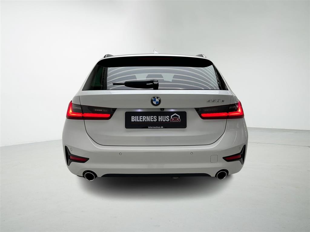 BMW 330e Sport Line billede 7