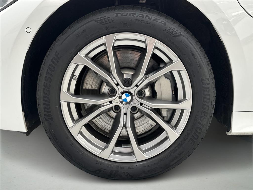 BMW 330e Sport Line billede 8