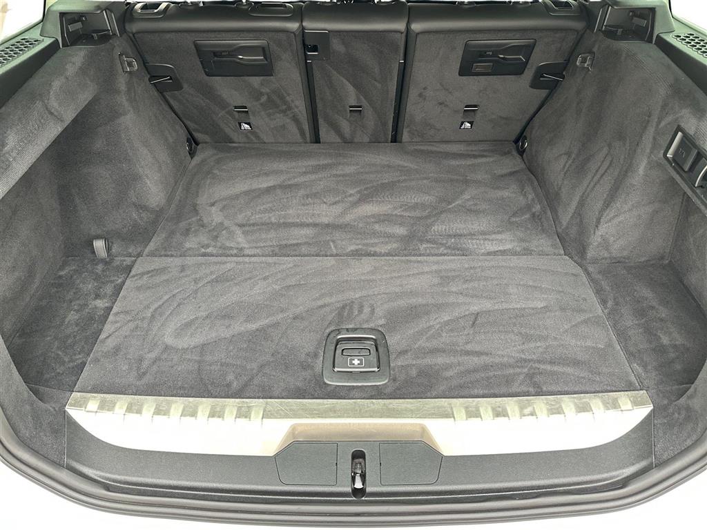 BMW 330e Sport Line billede 13