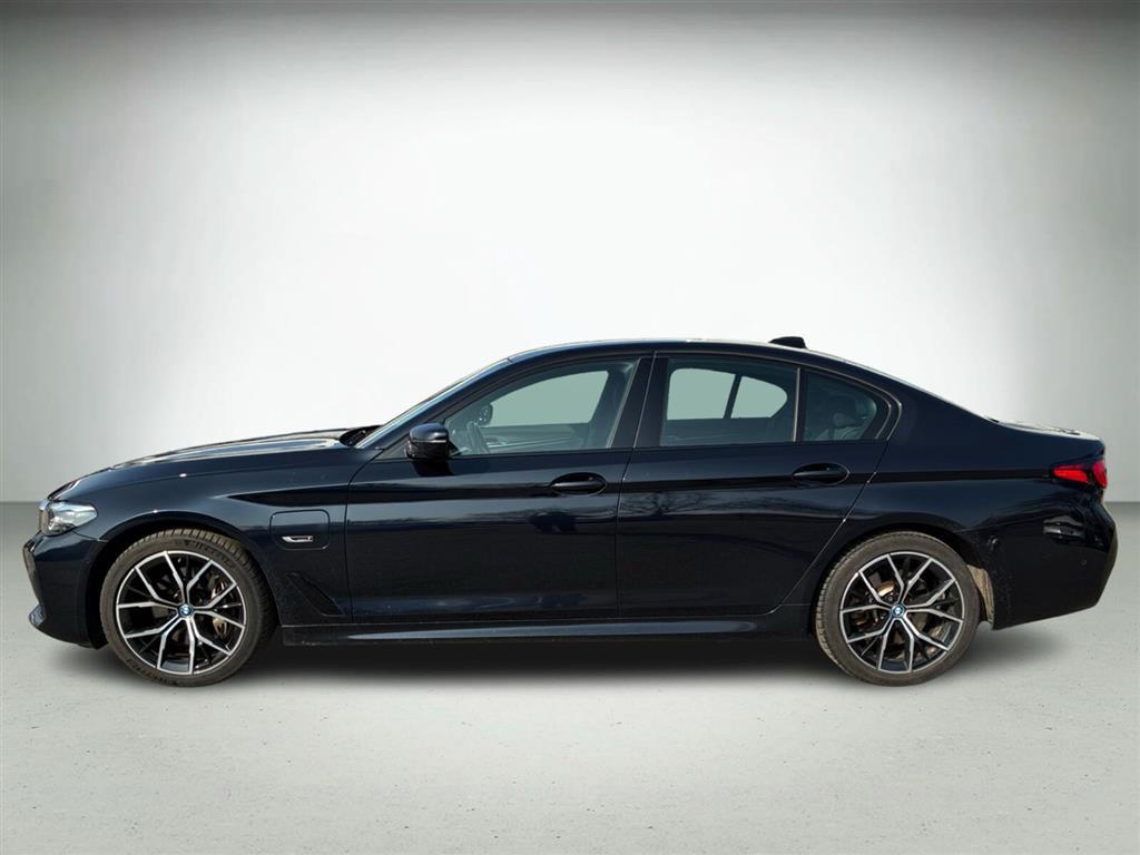 BMW 545e M-Sport billede 4