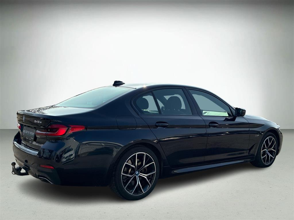 BMW 545e M-Sport billede 7