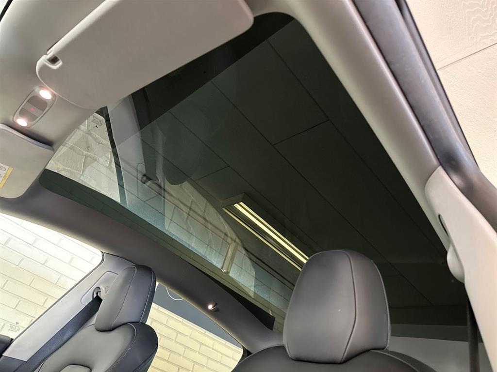 Tesla Model Y Long Range billede 21