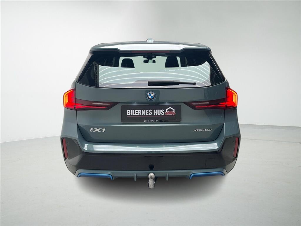 BMW iX1 M-Sport billede 8