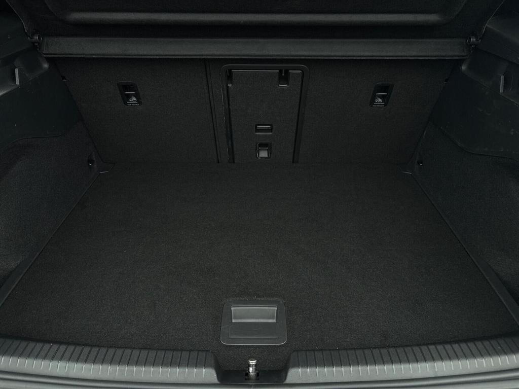 Cupra Born Dinamica Pack High billede 13