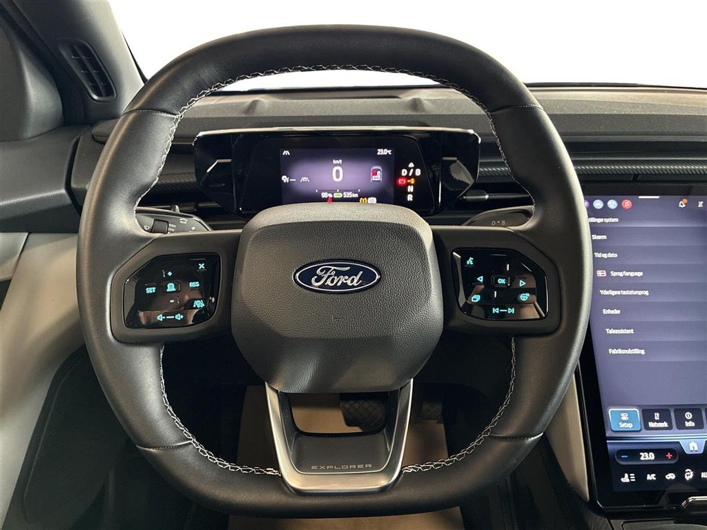 Ford Explorer UR Premium billede 14