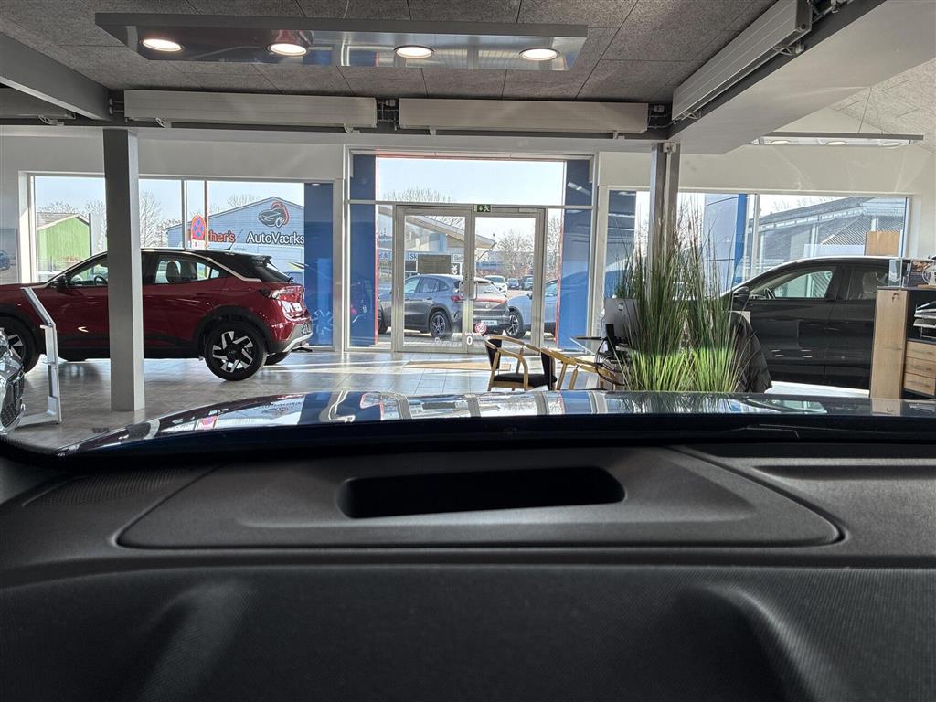 Ford Explorer UR Premium billede 17