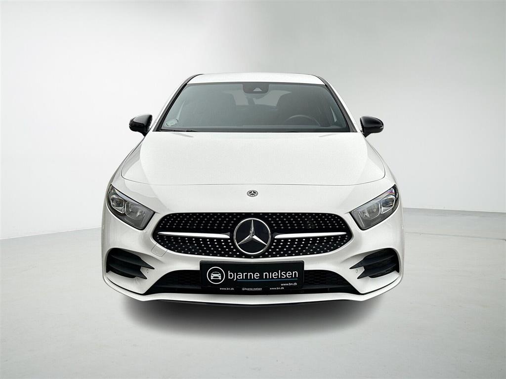 Mercedes-Benz A200 AMG Line billede 2