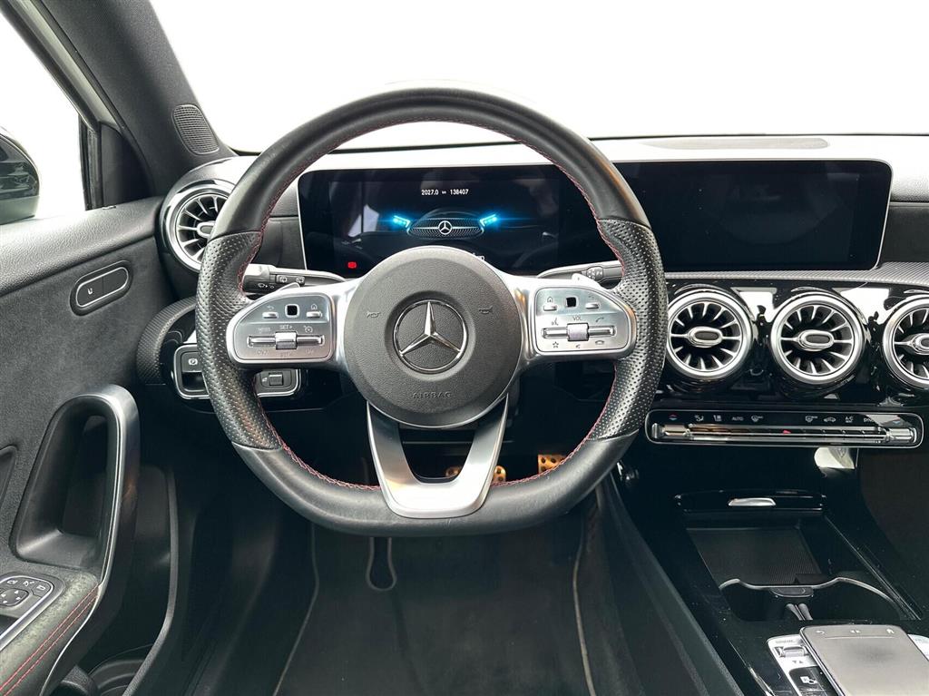 Mercedes-Benz A200 AMG Line billede 9