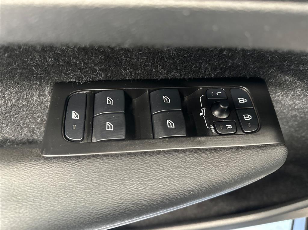 Volvo XC40 R-design billede 16