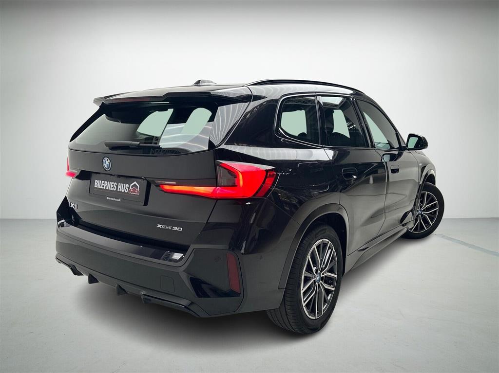BMW iX1 Fully Charged billede 2