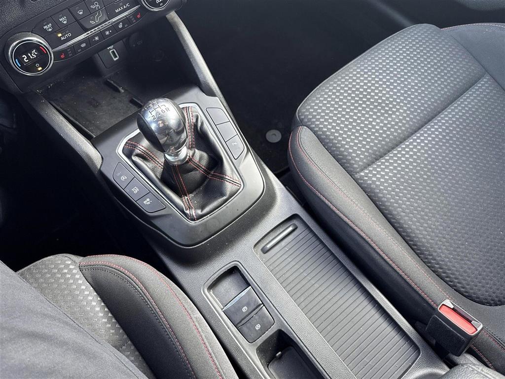 Ford Focus ST-Line Business billede 18