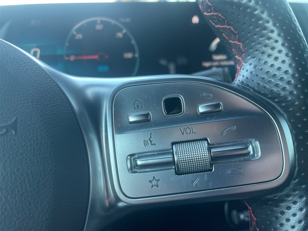 Mercedes-Benz EQA 250 AMG Line billede 17
