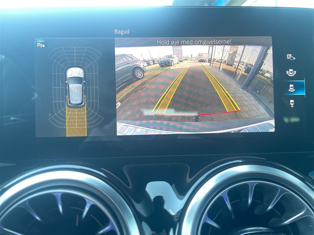Mercedes-Benz EQA 250 AMG Line billede 18