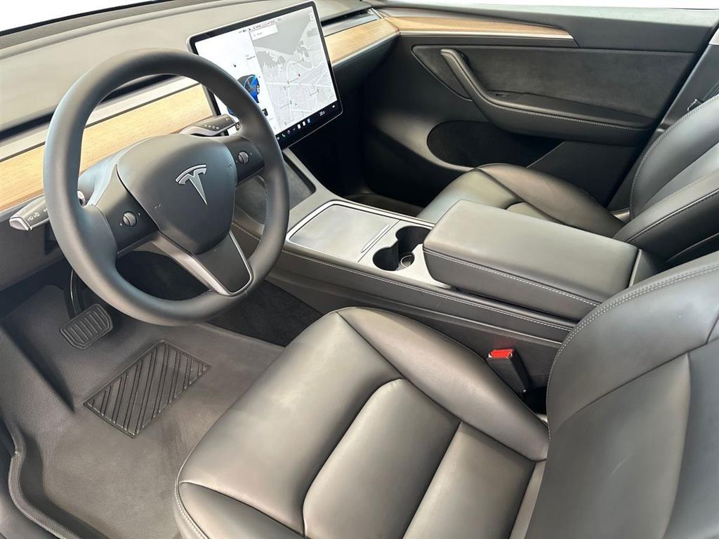 Tesla Model Y Long Range billede 3