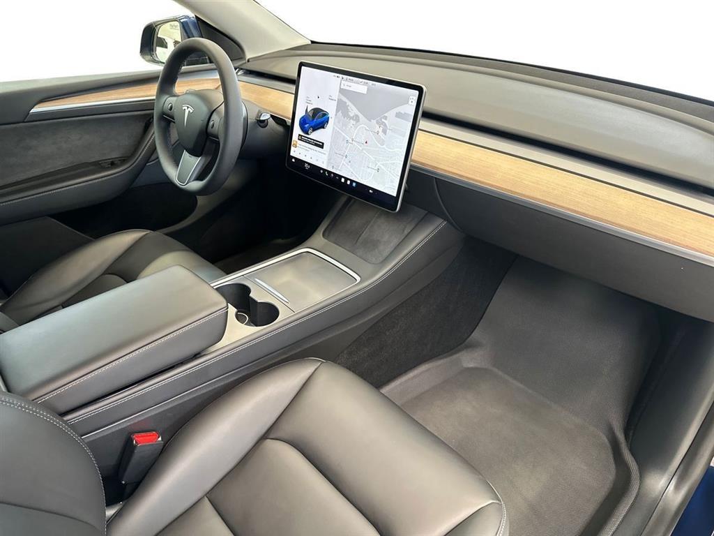 Tesla Model Y Long Range billede 10
