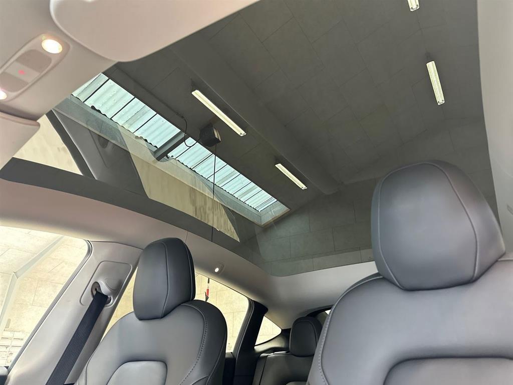 Tesla Model Y Long Range billede 20